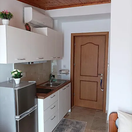 Villa Mihal Apartments Ksamil Exterior photo